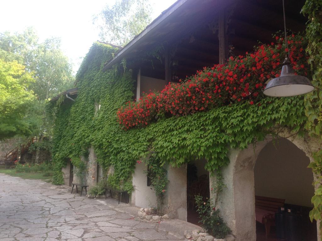 B&B Castel Ivano Strigno Eksteriør bilde